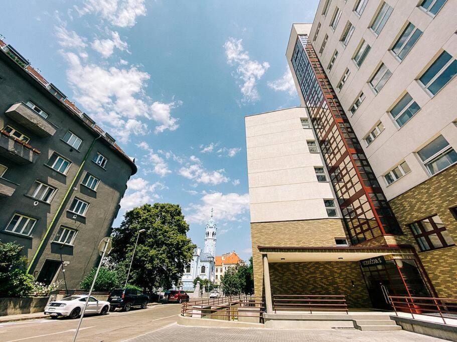 New Studio In Quiet Part Of The City Center Bratislava Exterior photo