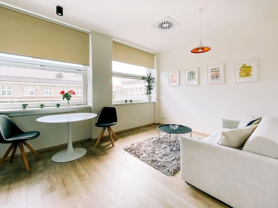 New Studio In Quiet Part Of The City Center Bratislava Exterior photo